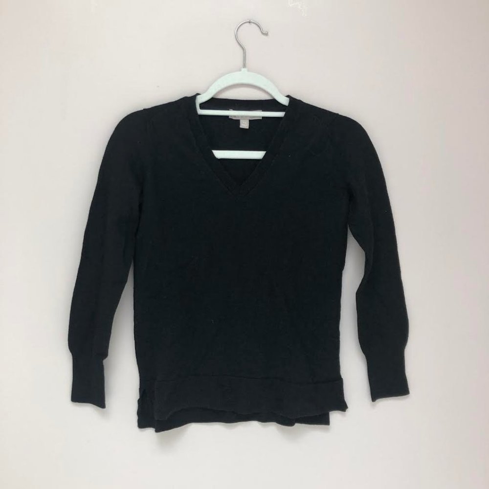 Banana Republic V Neck Black Sweater